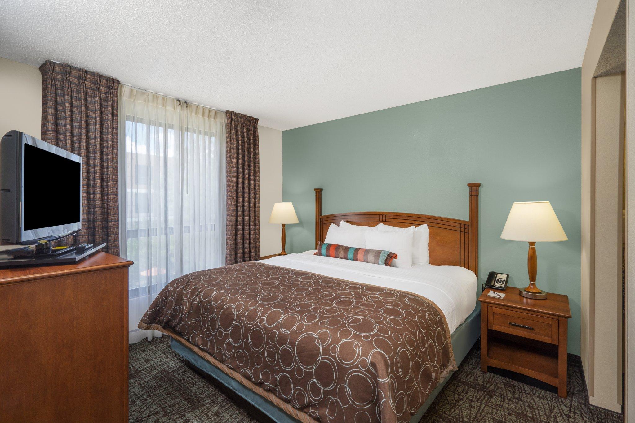 Staybridge Suites Memphis-Poplar Ave East By Ihg Esterno foto